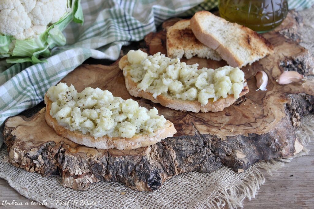 bruschette saporite al cavolfiore